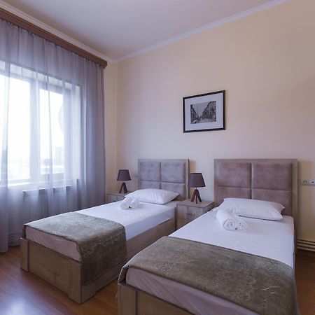 Umba Apartment N1 - 2 bedrooms Jerevan Buitenkant foto