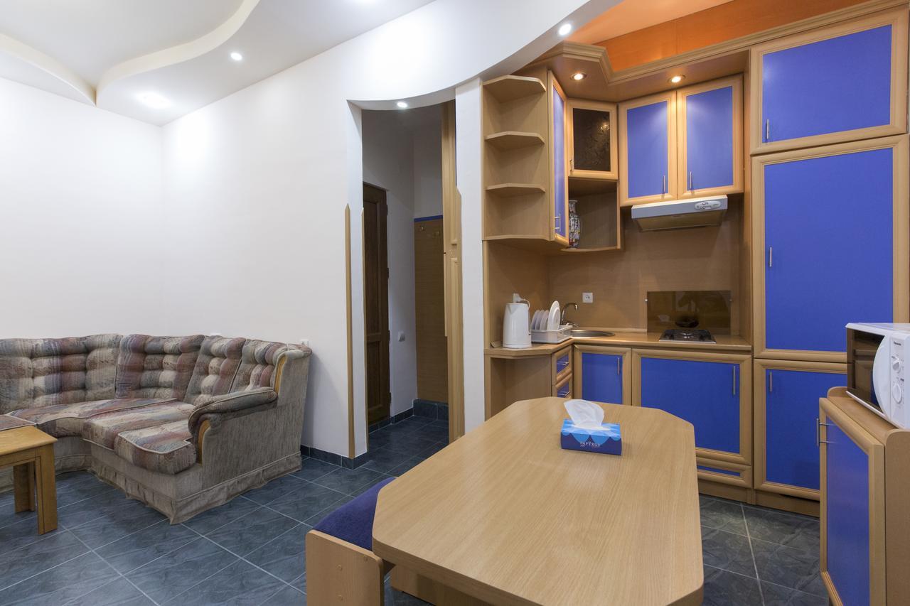 Umba Apartment N1 - 2 bedrooms Jerevan Buitenkant foto